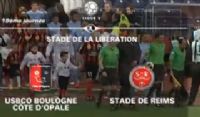 Football Ligue 2 : vidéo du match USBCO Boulogne - Stade de Reims du 14 janvier 2012. Le samedi 14 janvier 2012 à Boulogne-sur-Mer. Pas-de-Calais. 